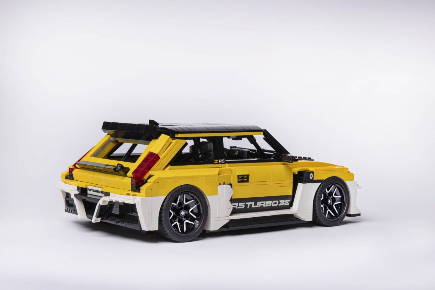 Renault 5 Turbo 3E LEGO-Projekt erreicht 10.000 Unterstützer